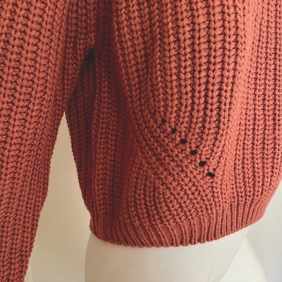 NEW moon & madison chunky knit cropped cowl neck sweater - Picture 4 of 6